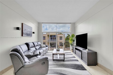 Condominio en venta en Dania Beach, Florida, 2 dormitorios, 94.95 m2 № 1075285 - foto 3