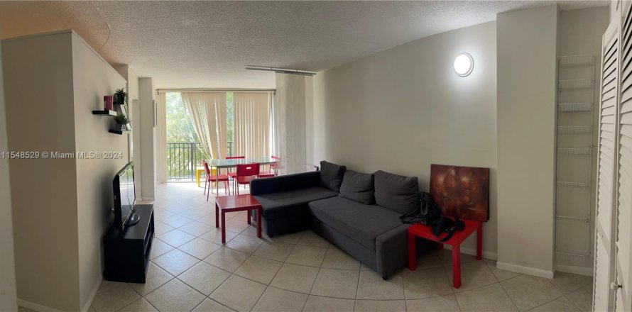 Condo in Sunny Isles Beach, Florida, 1 bedroom  № 1058680