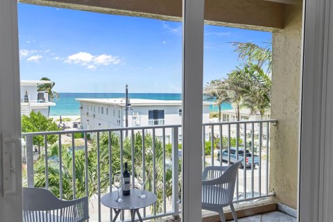 Adosado en venta en Pompano Beach, Florida, 2 dormitorios, 126.35 m2 № 1226972 - foto 13