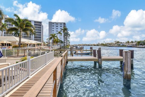 Condominio en venta en Highland Beach, Florida, 2 dormitorios, 111.58 m2 № 1226928 - foto 8