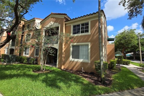 Copropriété à vendre à Coconut Creek, Floride: 2 chambres, 89.84 m2 № 1331903 - photo 1