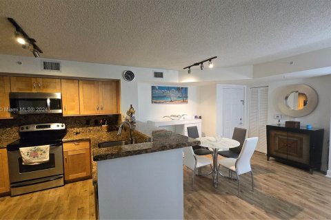 Copropriété à vendre à Coconut Creek, Floride: 2 chambres, 89.84 m2 № 1331903 - photo 10