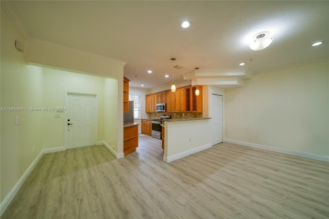 Condominio en venta en Miramar, Florida, 3 dormitorios, 132.48 m2 № 1075165 - foto 2