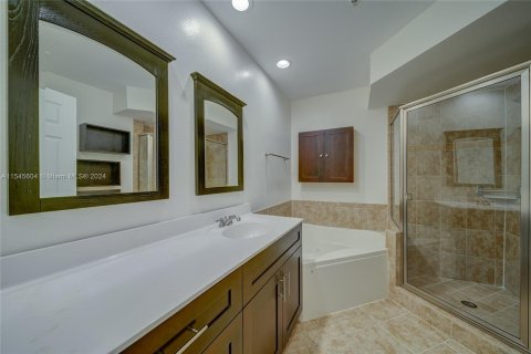Condominio en venta en Miramar, Florida, 3 dormitorios, 132.48 m2 № 1075165 - foto 15