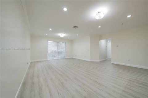 Condominio en venta en Miramar, Florida, 3 dormitorios, 132.48 m2 № 1075165 - foto 7