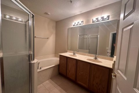 Condo in Orlando, Florida, 3 bedrooms  № 1298980 - photo 14