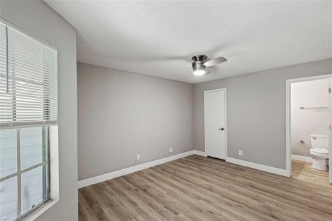 Condominio en venta en Orlando, Florida, 2 dormitorios, 90.21 m2 № 1380685 - foto 11