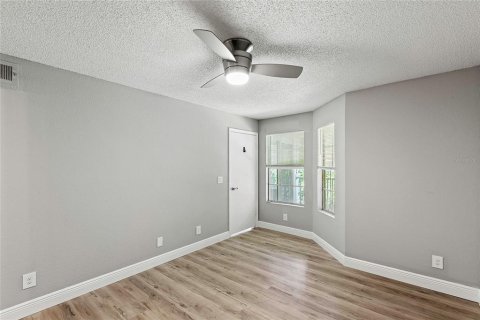 Copropriété à vendre à Orlando, Floride: 2 chambres, 90.21 m2 № 1380685 - photo 13