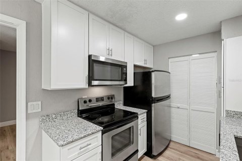 Condominio en venta en Orlando, Florida, 2 dormitorios, 90.21 m2 № 1380685 - foto 8