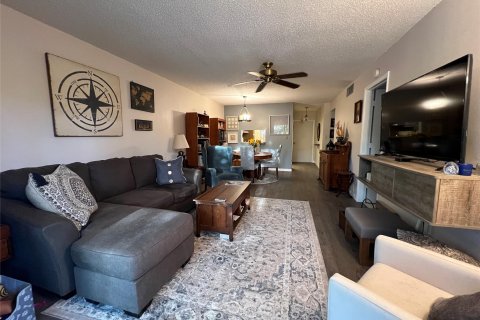 Copropriété à vendre à Tamarac, Floride: 2 chambres, 81.38 m2 № 1031638 - photo 22