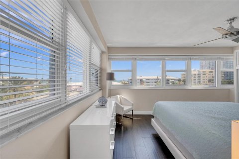 Condo in Fort Lauderdale, Florida, 2 bedrooms  № 1029610 - photo 21