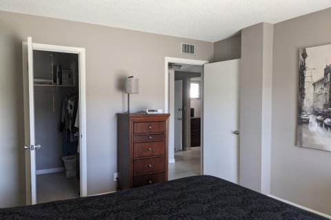 Condominio en venta en Lake Worth, Florida, 1 dormitorio, 69.12 m2 № 1022348 - foto 12
