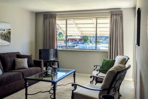 Condominio en venta en Lake Worth, Florida, 1 dormitorio, 69.12 m2 № 1022348 - foto 15
