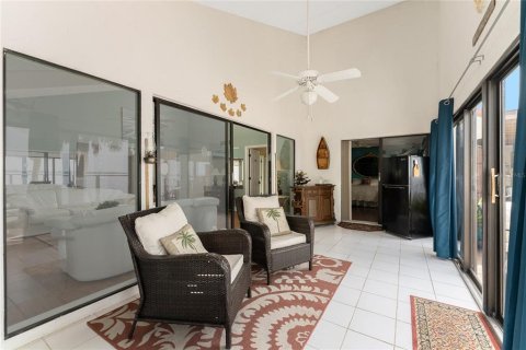 Villa ou maison à vendre à Punta Gorda, Floride: 2 chambres, 165.92 m2 № 1276107 - photo 27