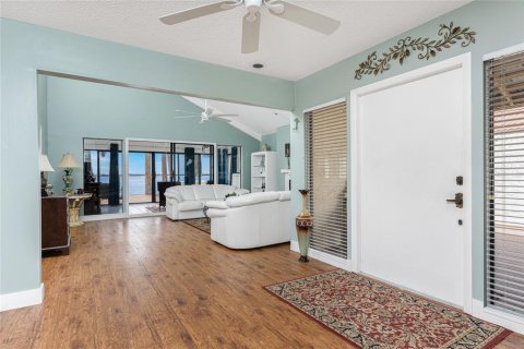 Villa ou maison à vendre à Punta Gorda, Floride: 2 chambres, 165.92 m2 № 1276107 - photo 4