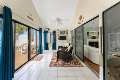 Villa ou maison à vendre à Punta Gorda, Floride: 2 chambres, 165.92 m2 № 1276107 - photo 29