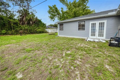 House in North Port, Florida 3 bedrooms, 175.31 sq.m. № 1276105 - photo 28