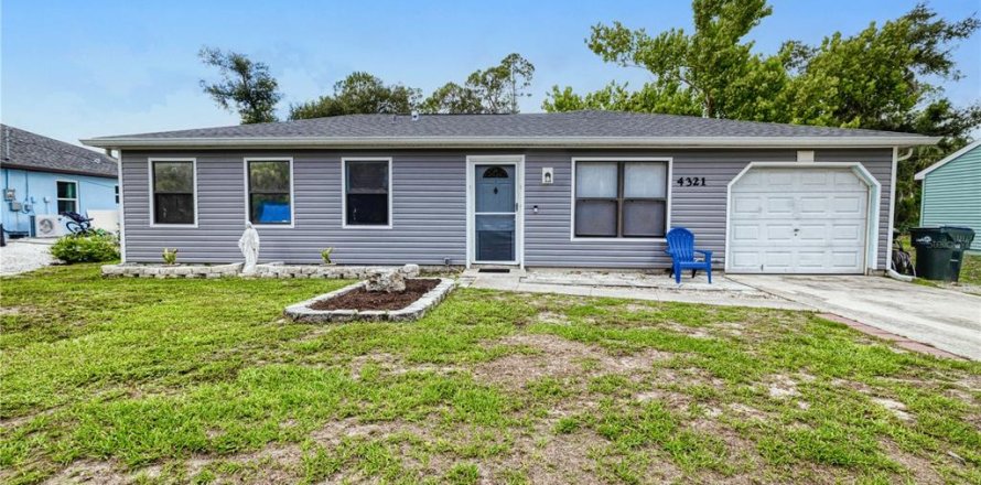 House in North Port, Florida 3 bedrooms, 175.31 sq.m. № 1276105