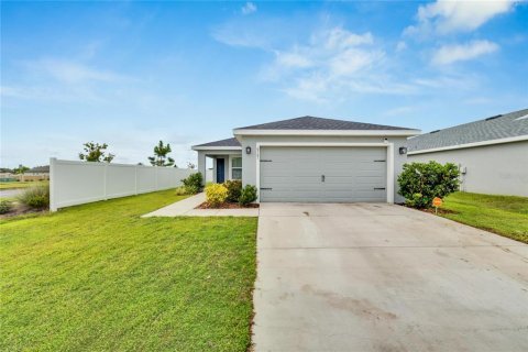 Villa ou maison à vendre à Zephyrhills, Floride: 3 chambres, 138.7 m2 № 1361166 - photo 2