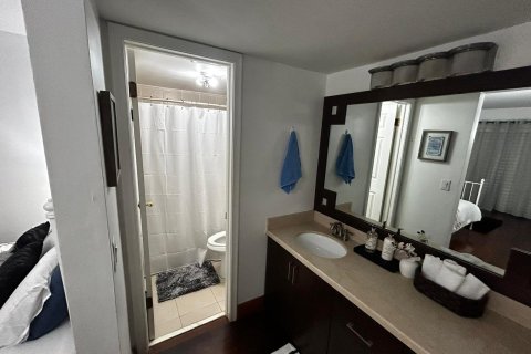 Condominio en venta en North Miami Beach, Florida, 2 dormitorios, 90.86 m2 № 1029403 - foto 3