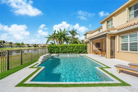 Villa ou maison à vendre à Boynton Beach, Floride: 4 chambres, 248.05 m2 № 1028669 - photo 3