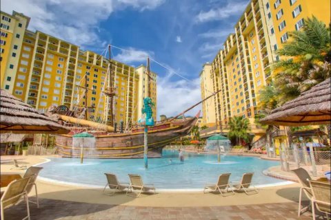 Condominio en venta en Orlando, Florida, 2 dormitorios № 1209424 - foto 3