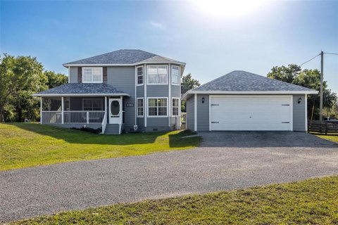 Villa ou maison à vendre à Punta Gorda, Floride: 4 chambres, 227.05 m2 № 1066681 - photo 1