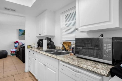 Copropriété à vendre à Orlando, Floride: 2 chambres, 80.55 m2 № 1069135 - photo 7