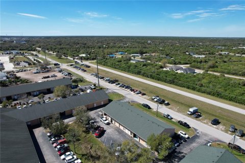 Commercial property in Port Charlotte, Florida 213.68 sq.m. № 1030017 - photo 14