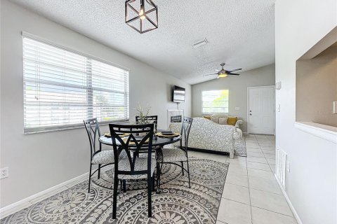 Condominio en venta en Bradenton, Florida, 2 dormitorios, 84.73 m2 № 1338187 - foto 17