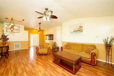 Casa en venta en New Port Richey, Florida, 3 dormitorios, 143.81 m2 № 1338125 - foto 17