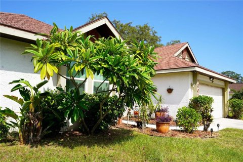 Casa en venta en New Port Richey, Florida, 3 dormitorios, 143.81 m2 № 1338125 - foto 5