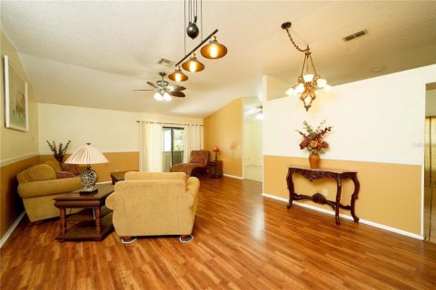 Casa en venta en New Port Richey, Florida, 3 dormitorios, 143.81 m2 № 1338125 - foto 15