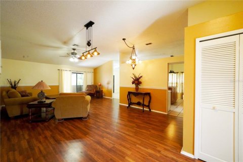 Casa en venta en New Port Richey, Florida, 3 dormitorios, 143.81 m2 № 1338125 - foto 12