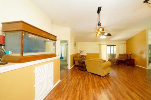 Casa en venta en New Port Richey, Florida, 3 dormitorios, 143.81 m2 № 1338125 - foto 13