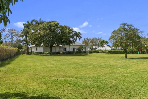 Купить виллу или дом в Веллингтон, Флорида 5 спален, 394м2, № 1051386 - фото 2