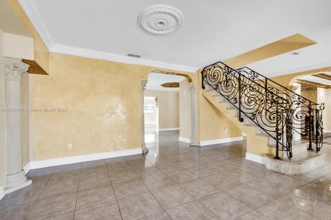 Villa ou maison à vendre à Hialeah, Floride: 5 chambres № 1385560 - photo 19