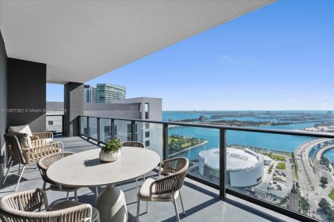 Copropriété à vendre à Miami, Floride: 3 chambres, 127.55 m2 № 1358444 - photo 3