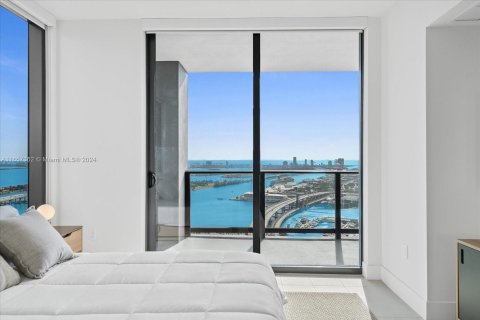 Condo in Miami, Florida, 3 bedrooms  № 1358444 - photo 9