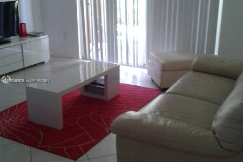 Condominio en venta en Aventura, Florida, 1 dormitorio, 69.68 m2 № 1358846 - foto 15