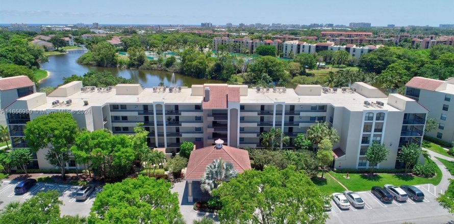 Condo in Delray Beach, Florida, 1 bedroom  № 1356619