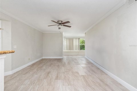 Condominio en venta en Orlando, Florida, 3 dormitorios, 114.92 m2 № 1088651 - foto 2