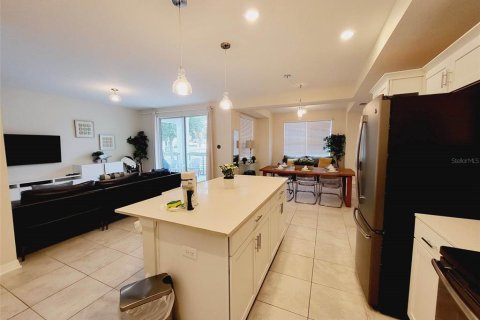 Condominio en venta en Kissimmee, Florida, 2 dormitorios, 110.18 m2 № 1049100 - foto 10
