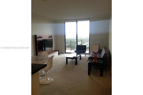 Condominio en venta en Coral Gables, Florida, 1 dormitorio, 74.04 m2 № 1044941 - foto 5