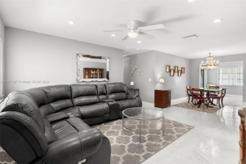 Villa ou maison à vendre à Boynton Beach, Floride: 2 chambres, 122.35 m2 № 1331101 - photo 6