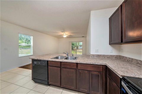 House in Tampa, Florida 3 bedrooms, 142.6 sq.m. № 1243542 - photo 13