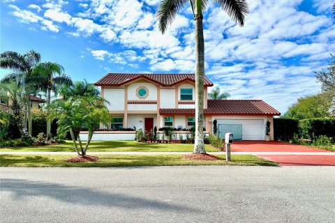 House in Davie, Florida 3 bedrooms, 219.81 sq.m. № 1059853 - photo 2