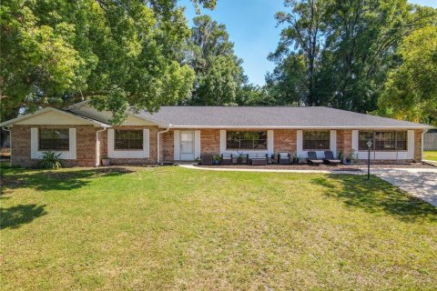 Villa ou maison à vendre à DeLand, Floride: 5 chambres, 293.11 m2 № 1218589 - photo 2