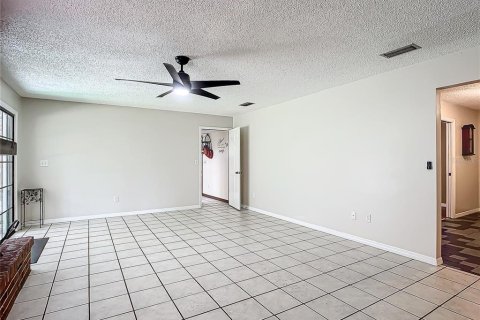 Villa ou maison à vendre à DeLand, Floride: 5 chambres, 293.11 m2 № 1218589 - photo 24