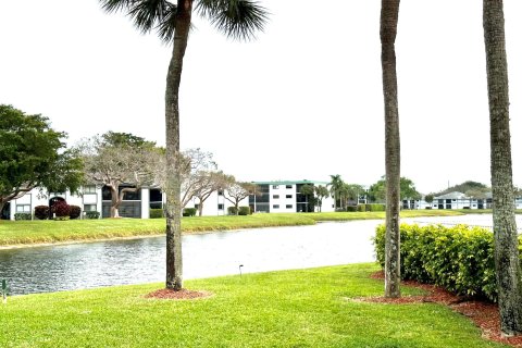 Condominio en venta en Delray Beach, Florida, 2 dormitorios, 106.84 m2 № 1044125 - foto 11